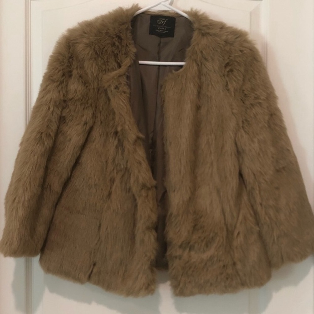 ZARA Fur Coat BLOGGER FAVORITE💫 - Picture 3 of 4